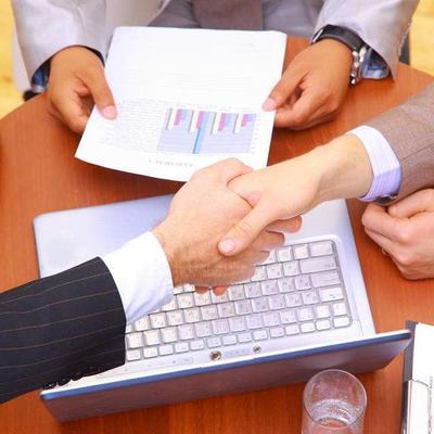 企業(yè)運(yùn)營(yíng)全周期支持 專業(yè)代理記賬、工商與稅務(wù)服務(wù)、資質(zhì)審批一站式解決方案